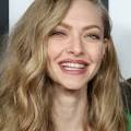 Amanda-Seyfried-set.jpg