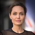 Angelina-Jolie-derm.jpg